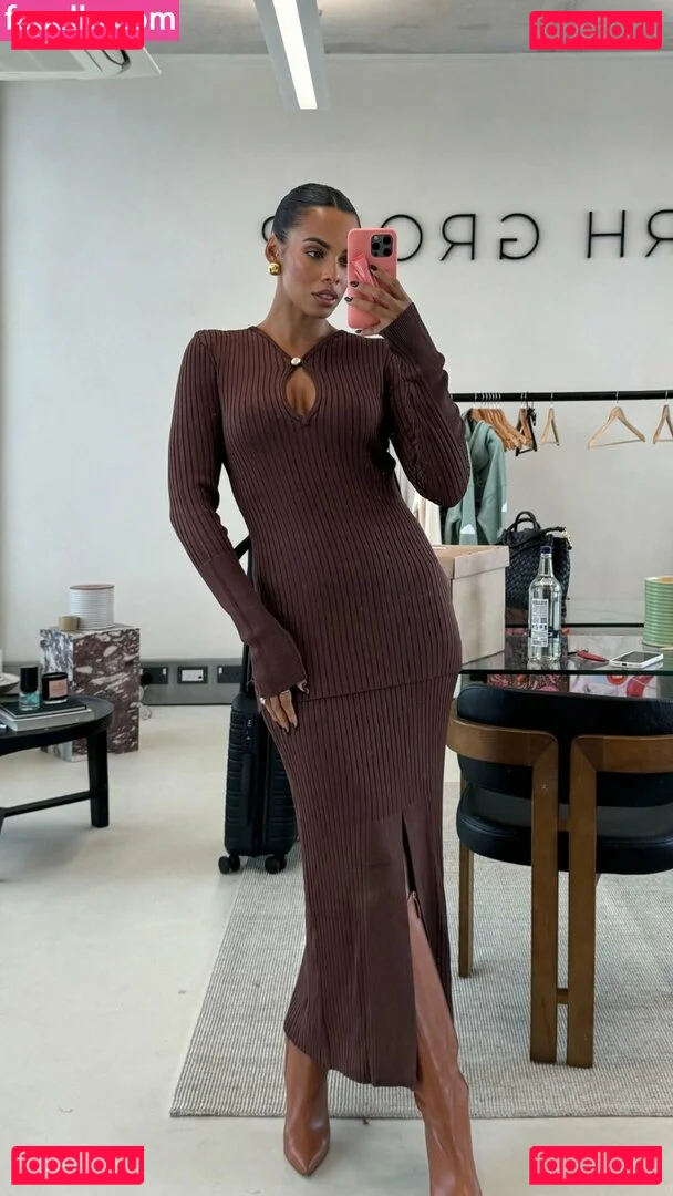 Rochelle Humes Onlyfans Photo Gallery 