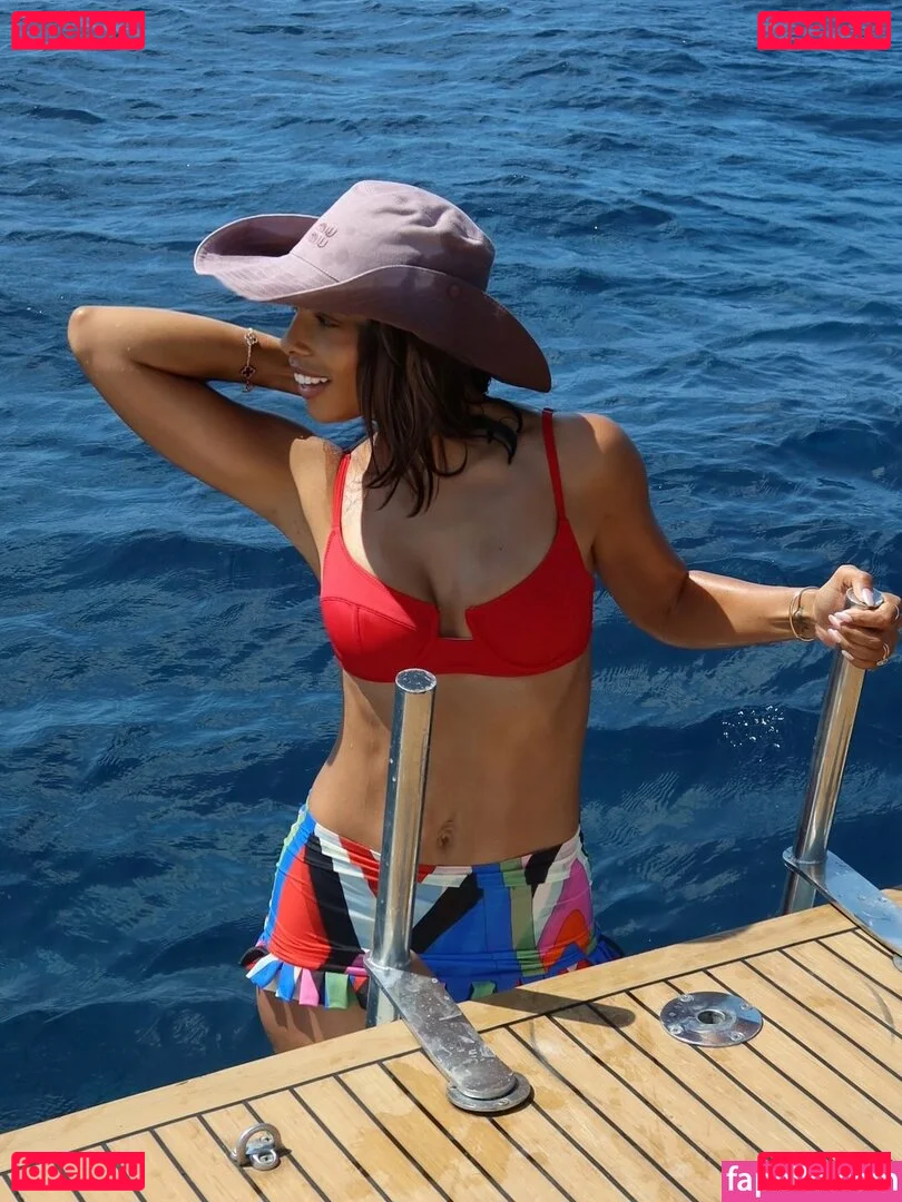 Rochelle Humes Onlyfans Photo Gallery 