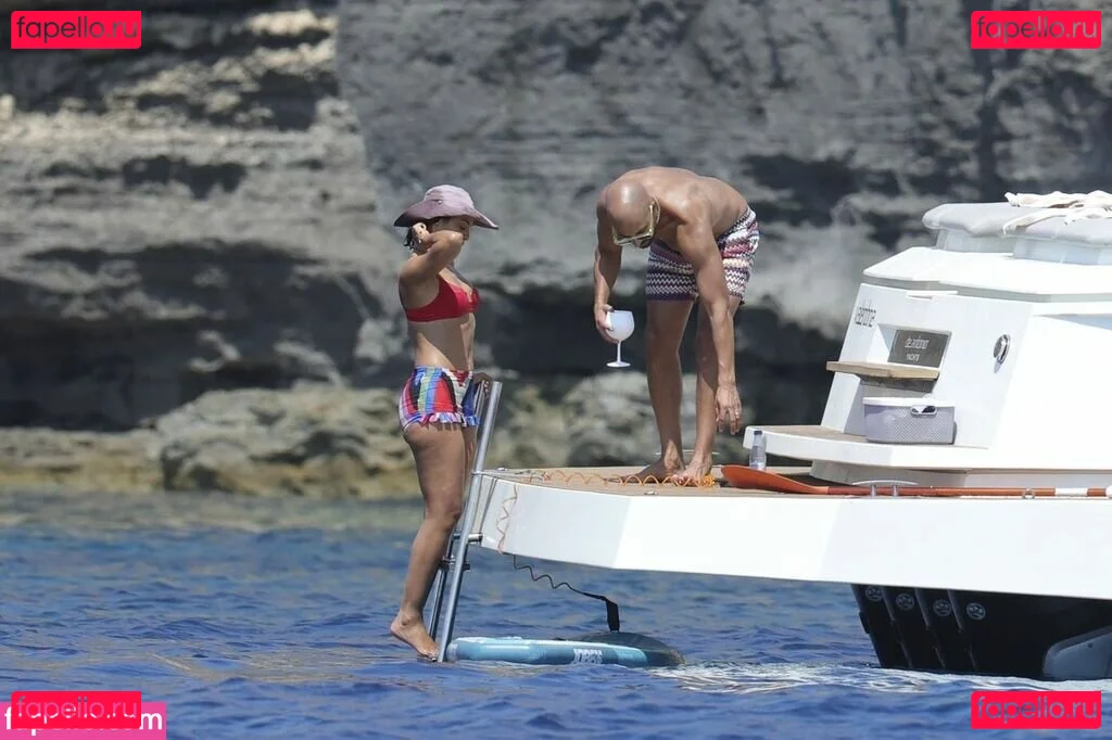 Rochelle Humes Onlyfans Photo Gallery 