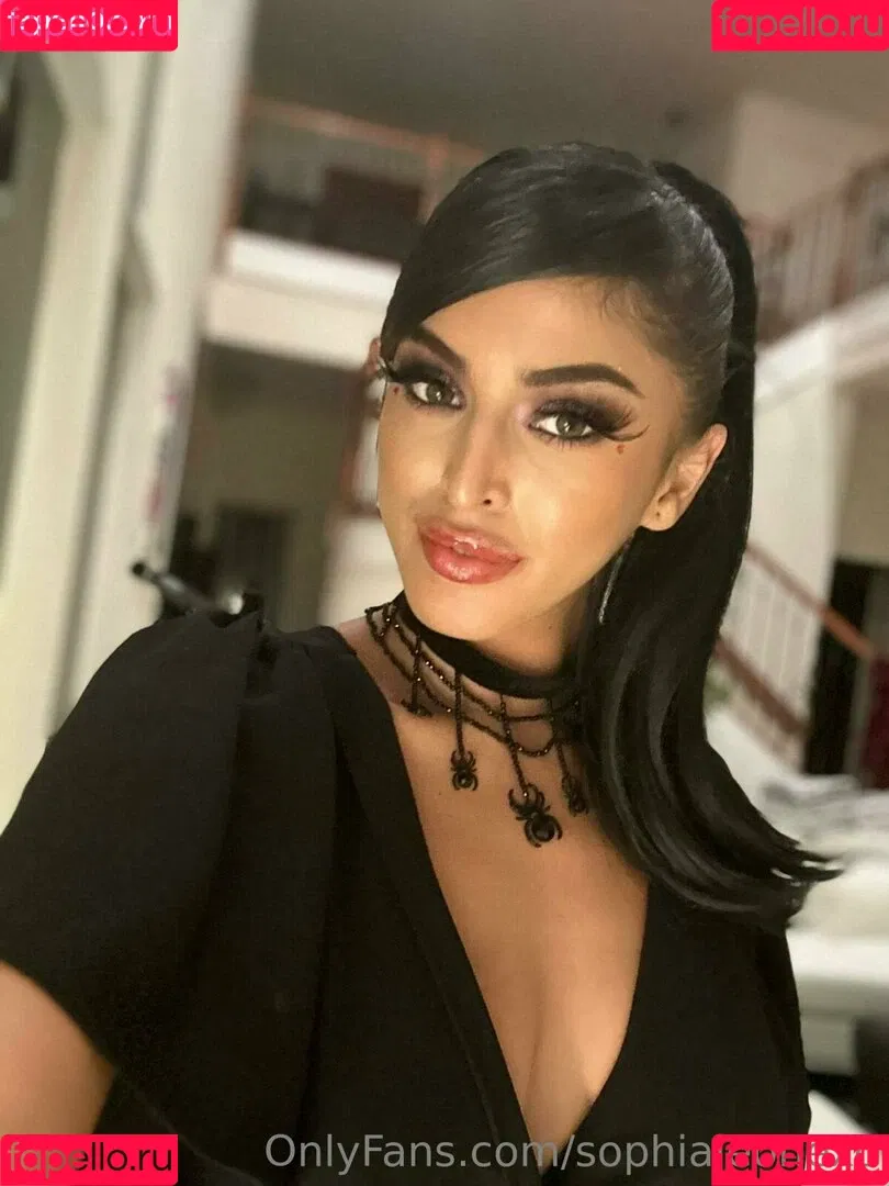 Sophia Leone Onlyfans Photo Gallery 
