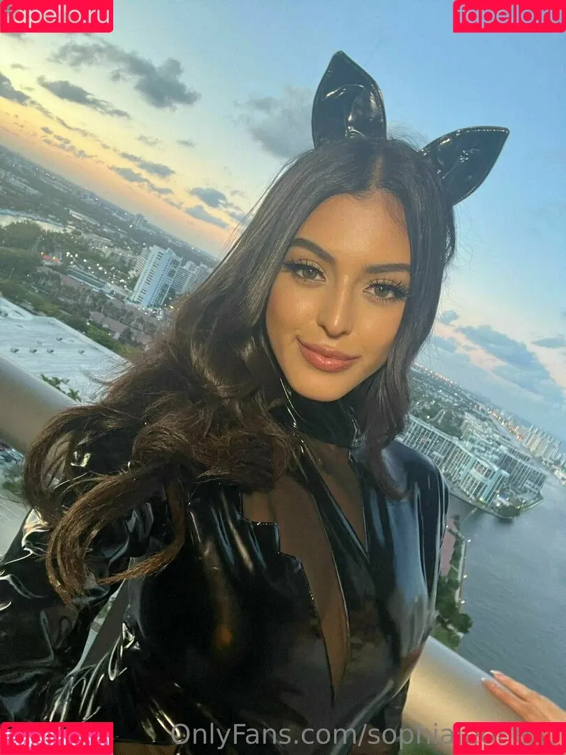 Sophia Leone Onlyfans Photo Gallery 