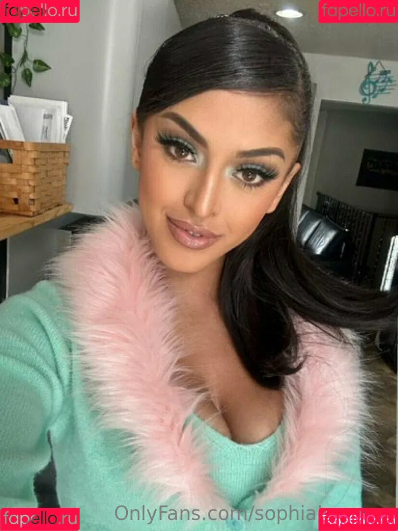 Sophia Leone Onlyfans Photo Gallery 