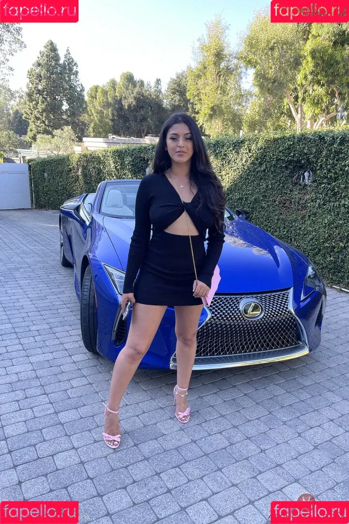 Sophia Leone Onlyfans Photo Gallery 