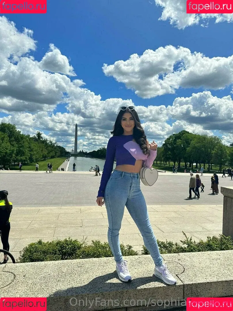 Sophia Leone Onlyfans Photo Gallery 