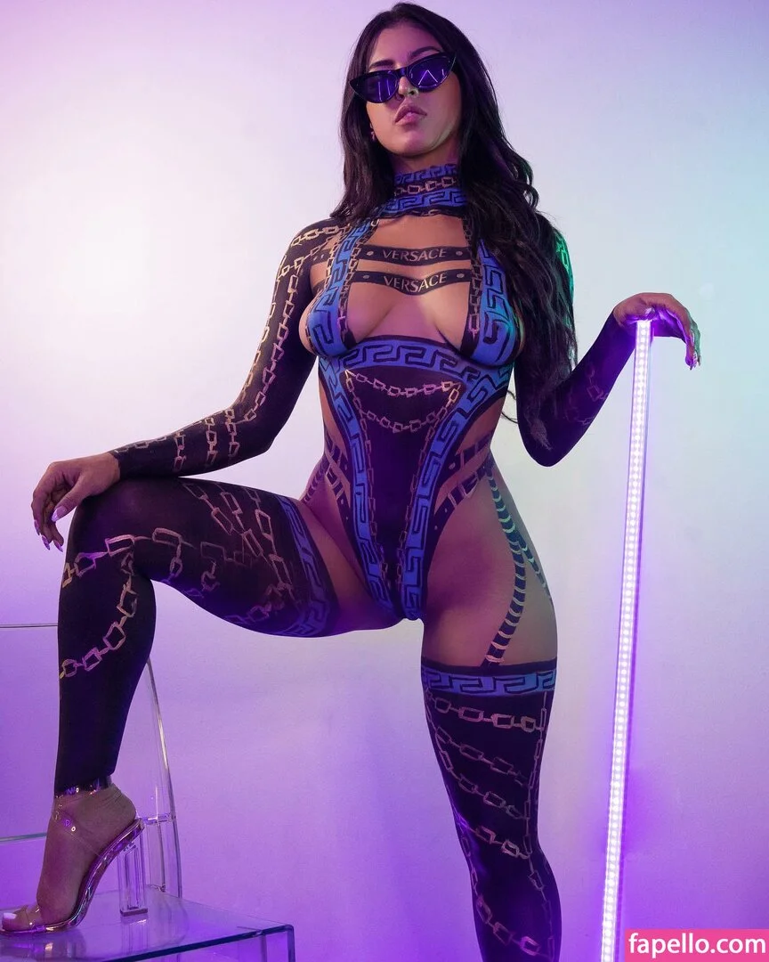 Sophia Leone Onlyfans Photo Gallery 