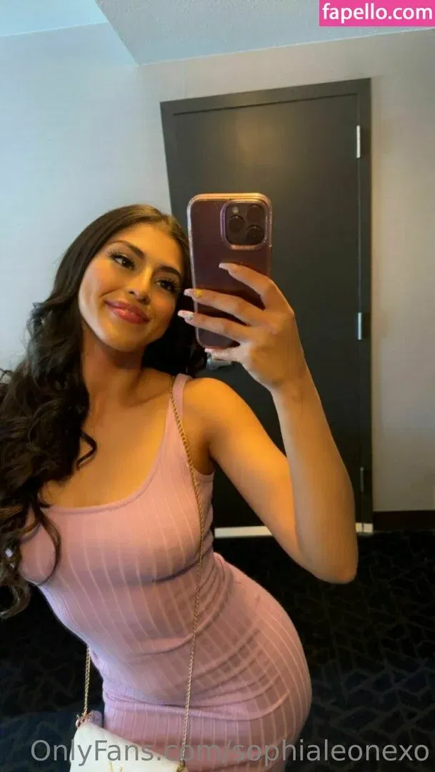 Sophia Leone Onlyfans Photo Gallery 