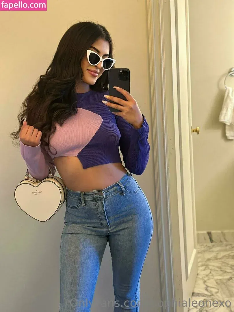 Sophia Leone Onlyfans Photo Gallery 