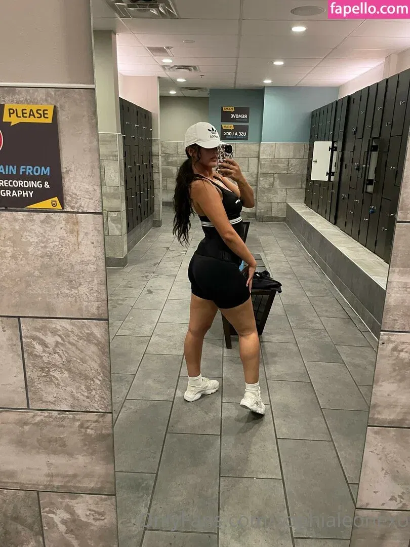 Sophia Leone Onlyfans Photo Gallery 