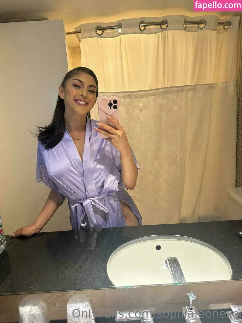 Sophia Leone Onlyfans Photo Gallery 