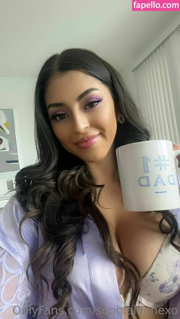 Sophia Leone Onlyfans Photo Gallery 