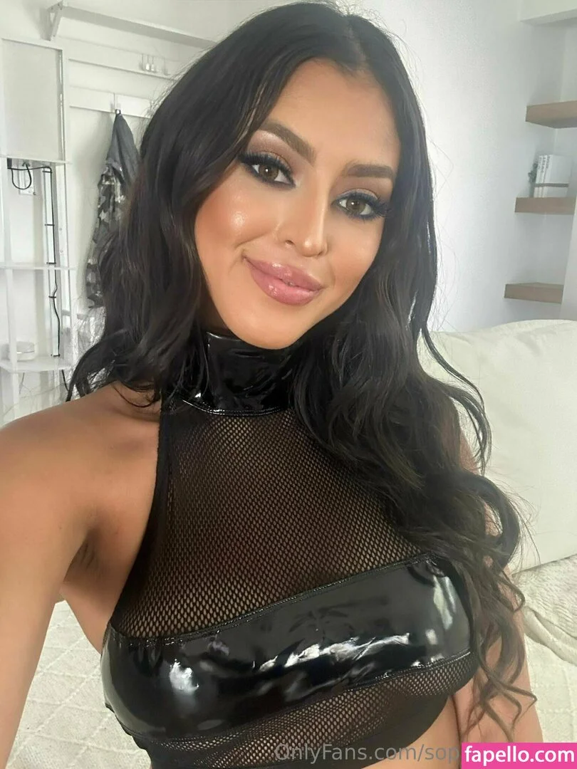 Sophia Leone Onlyfans Photo Gallery 