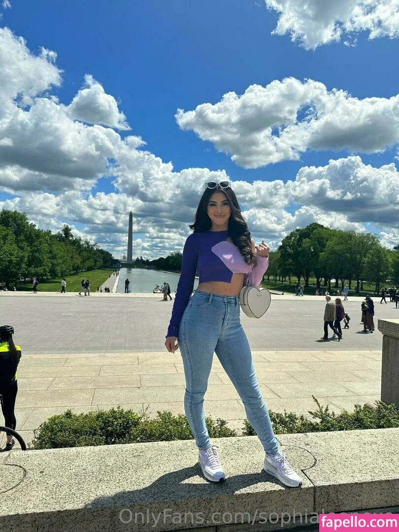 Sophia Leone Onlyfans Photo Gallery 