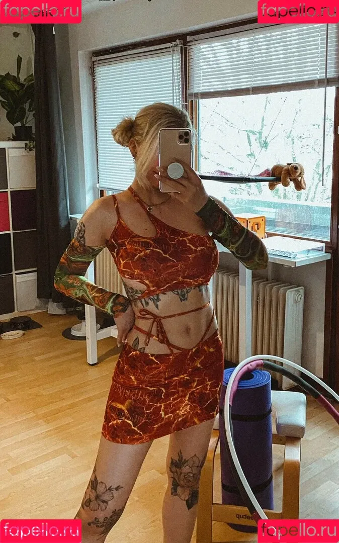 Kunshikitty Onlyfans Photo Gallery 