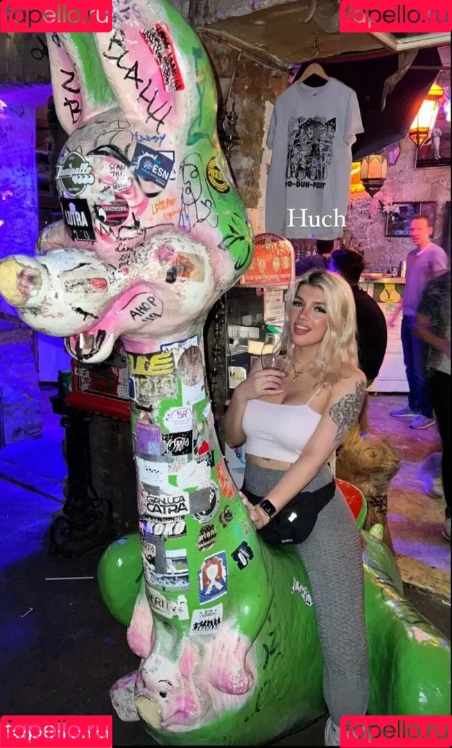 Kunshikitty Onlyfans Photo Gallery 