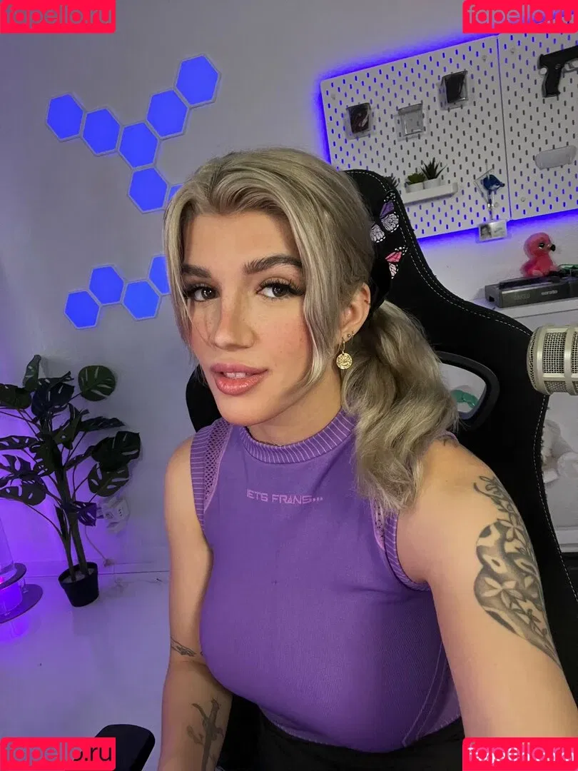 Kunshikitty Onlyfans Photo Gallery 
