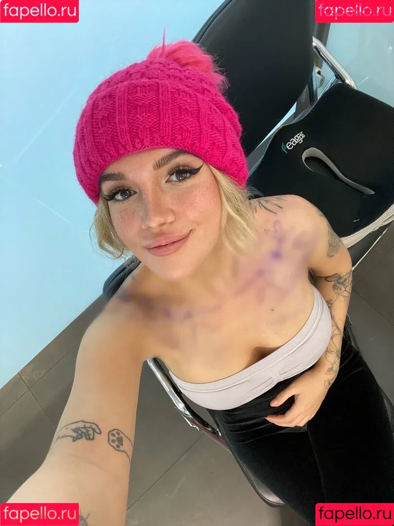 Kunshikitty Onlyfans Photo Gallery 