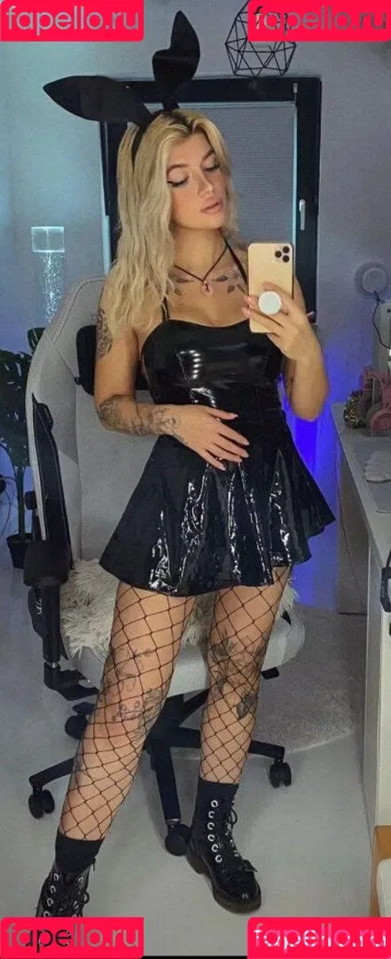 Kunshikitty Onlyfans Photo Gallery 