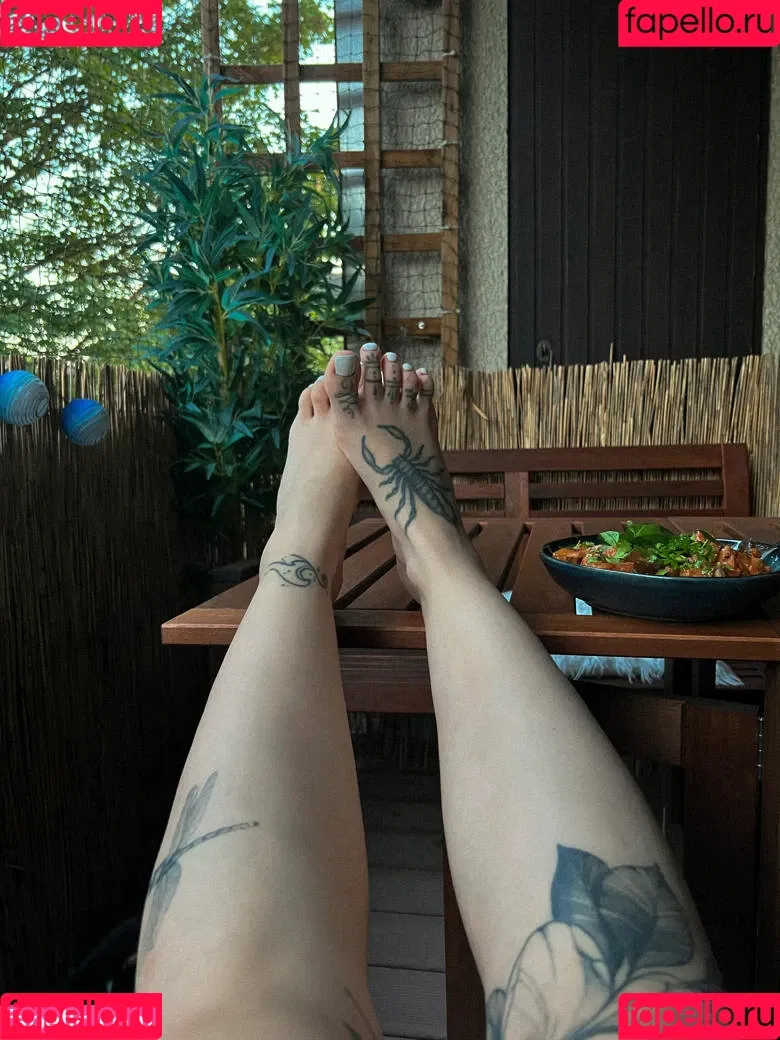 Kunshikitty Onlyfans Photo Gallery 