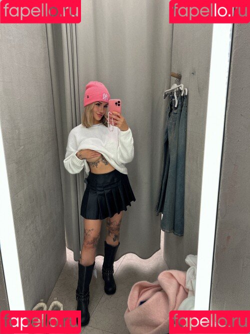 Kunshikitty Onlyfans Photo Gallery 