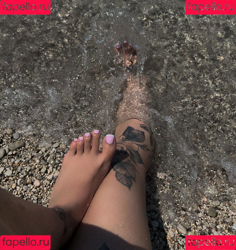 Kunshikitty Onlyfans Photo Gallery 