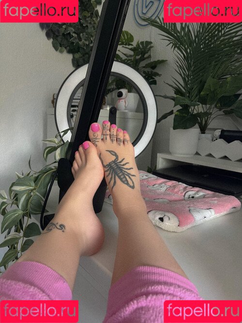 Kunshikitty Onlyfans Photo Gallery 