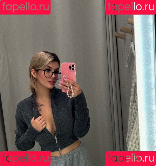 Kunshikitty Onlyfans Photo Gallery 