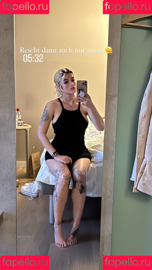 Kunshikitty Onlyfans Photo Gallery 