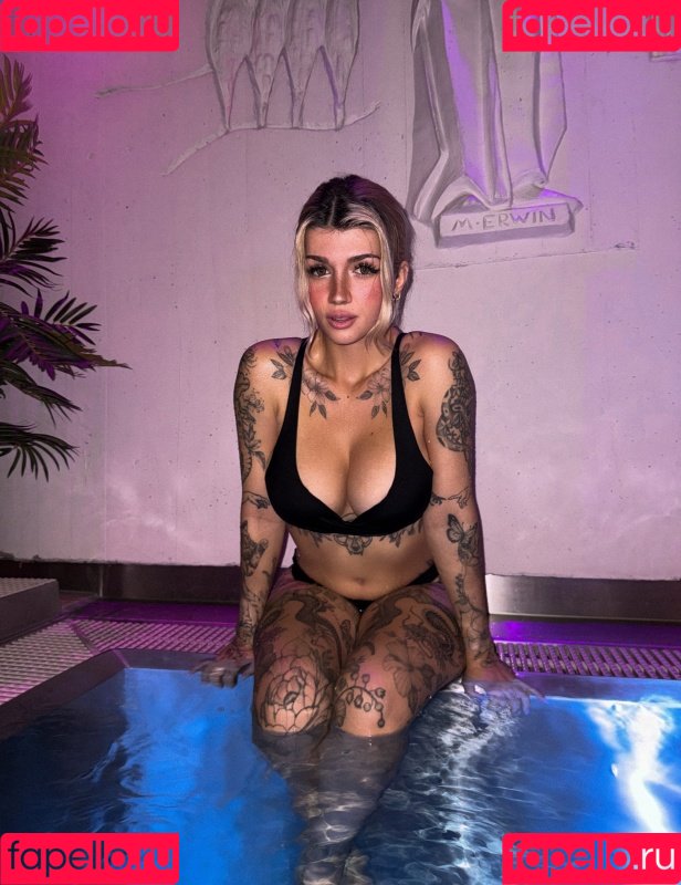 Kunshikitty Onlyfans Photo Gallery 