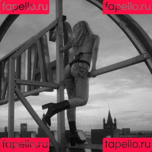 Kunshikitty Onlyfans Photo Gallery 