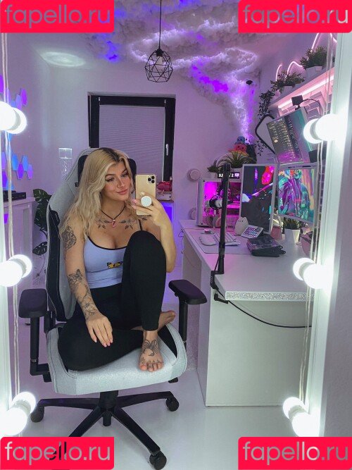 Kunshikitty Onlyfans Photo Gallery 