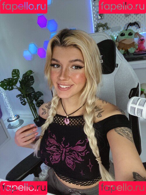 Kunshikitty Onlyfans Photo Gallery 