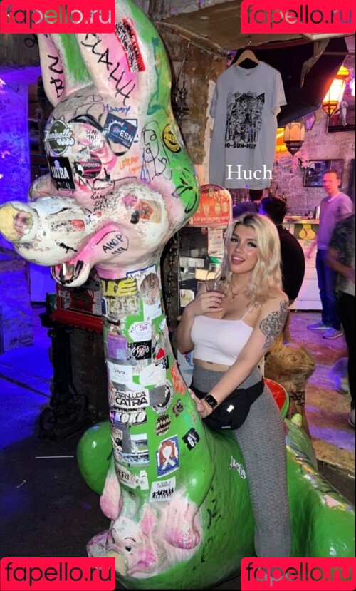 Kunshikitty Onlyfans Photo Gallery 