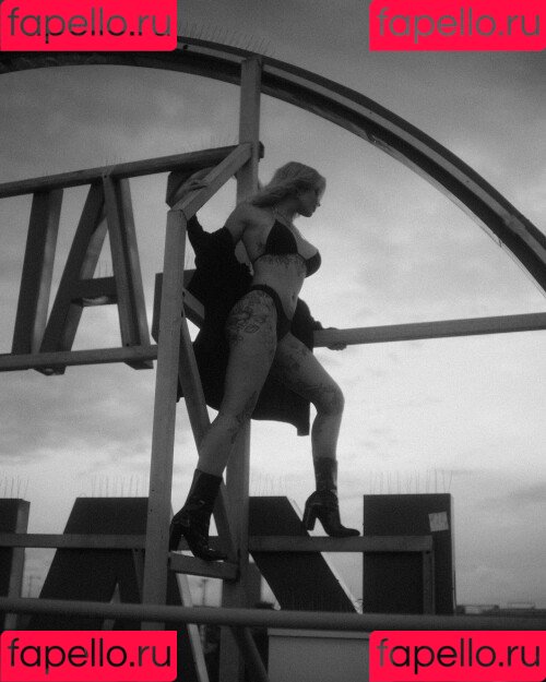 Kunshikitty Onlyfans Photo Gallery 