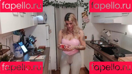 Kunshikitty Onlyfans Photo Gallery 