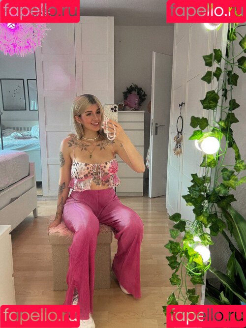 Kunshikitty Onlyfans Photo Gallery 