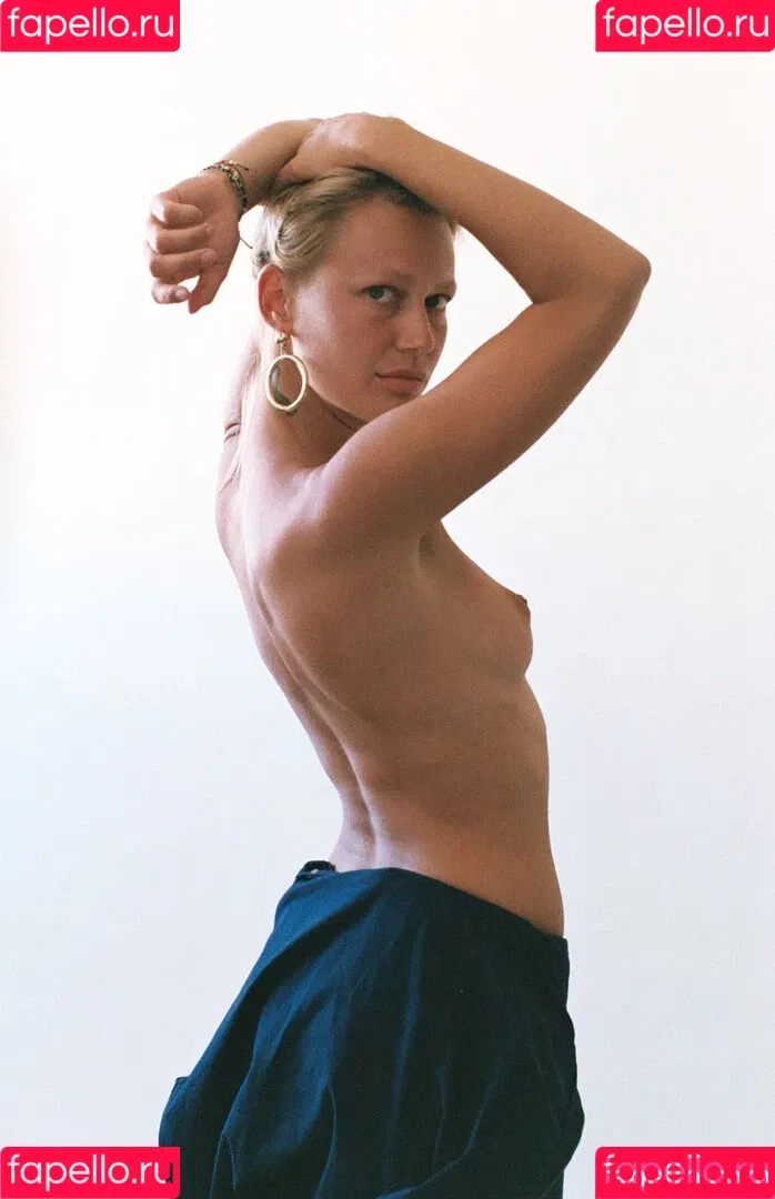 Anna April Onlyfans Photo Gallery 