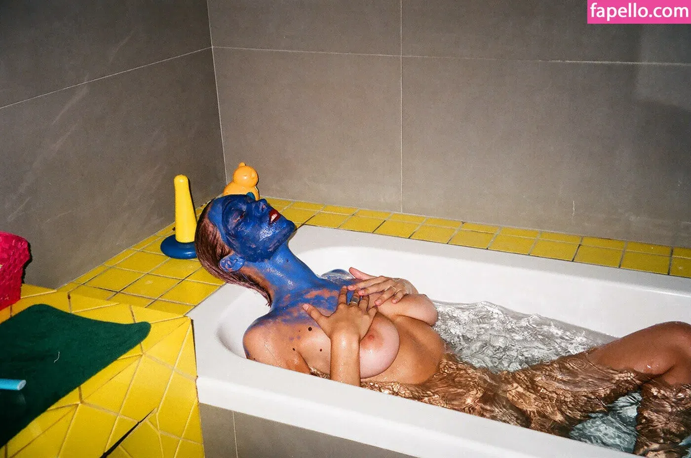 Anna April Onlyfans Photo Gallery 