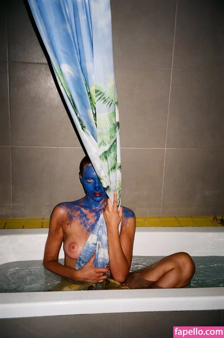 Anna April Onlyfans Photo Gallery 