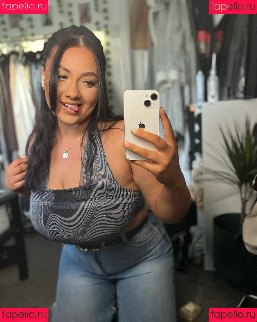 chelsea-leigh Onlyfans Photo Gallery 