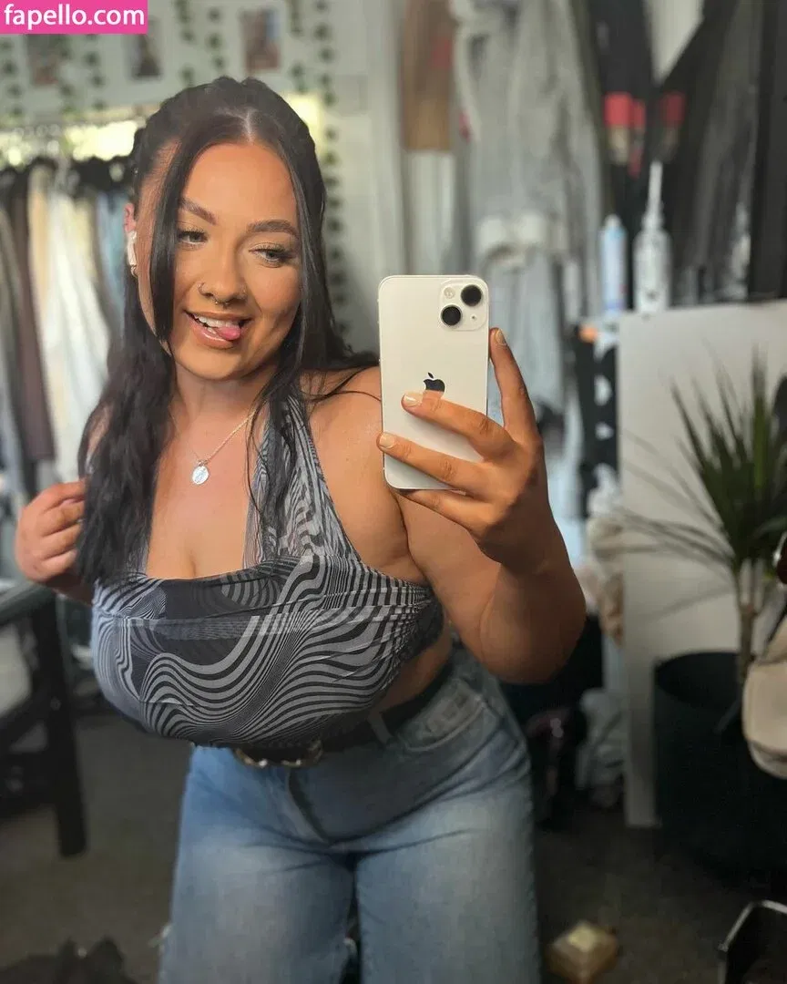 chelsea-leigh Onlyfans Photo Gallery 