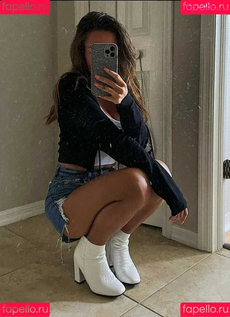 Taylor Alesia Onlyfans Photo Gallery 
