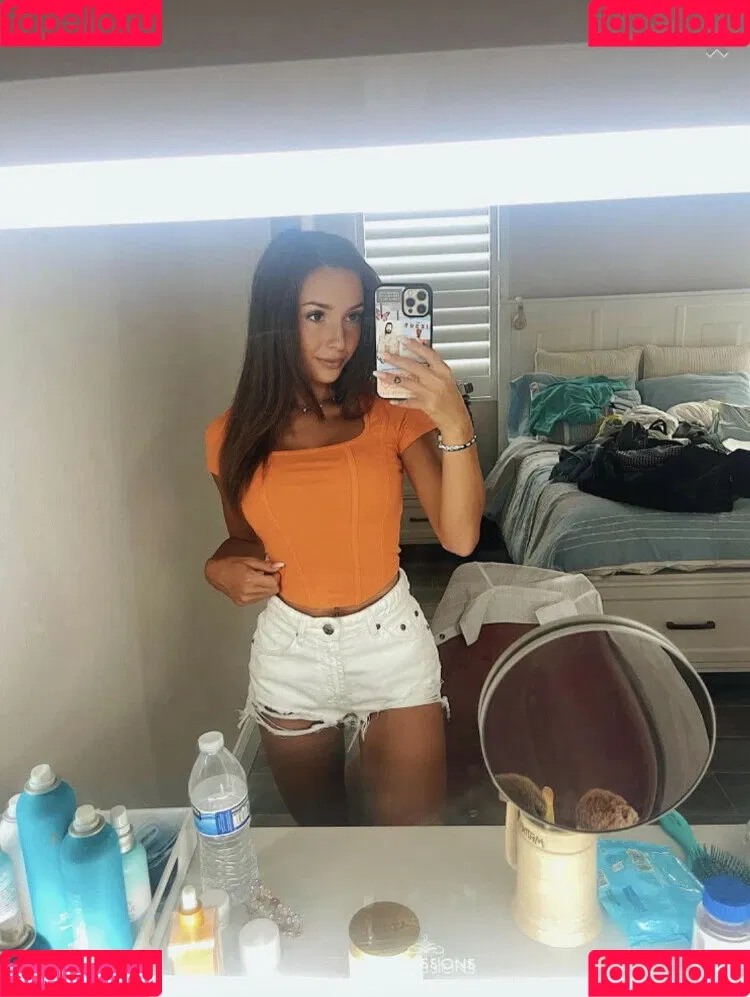Taylor Alesia Onlyfans Photo Gallery 