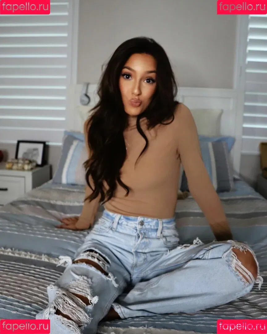 Taylor Alesia Onlyfans Photo Gallery 