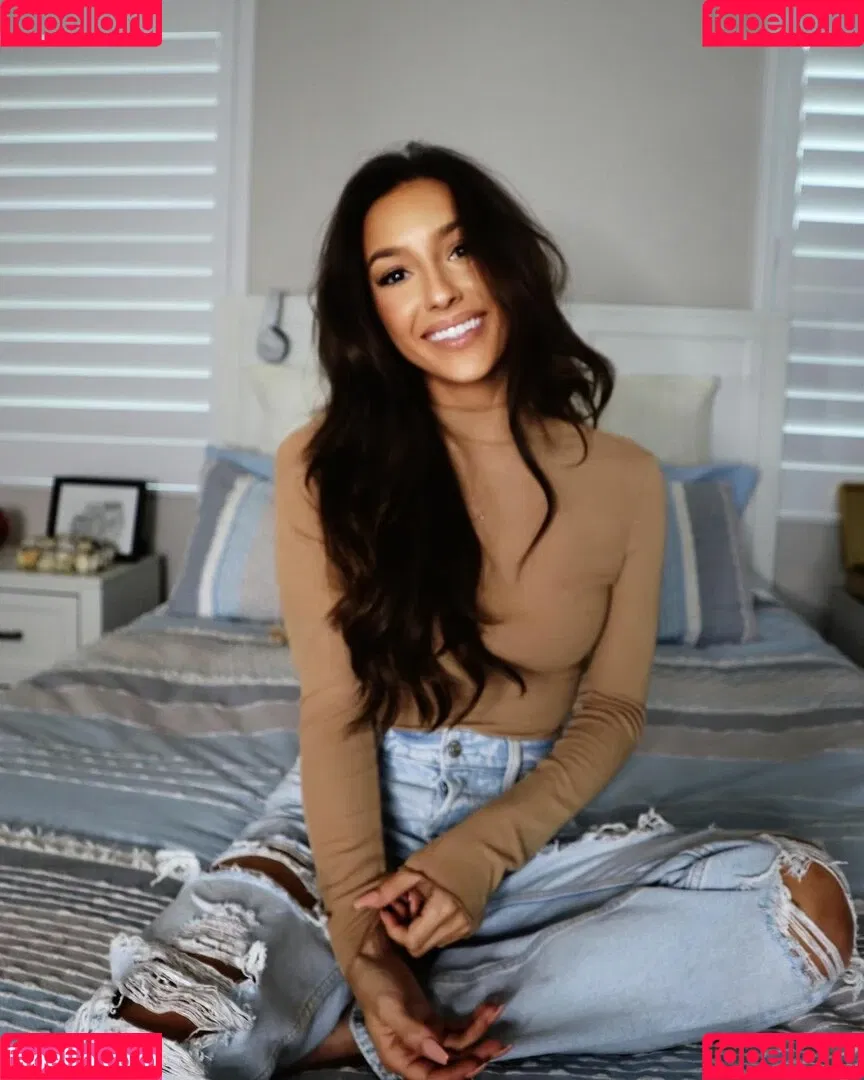 Taylor Alesia Onlyfans Photo Gallery 