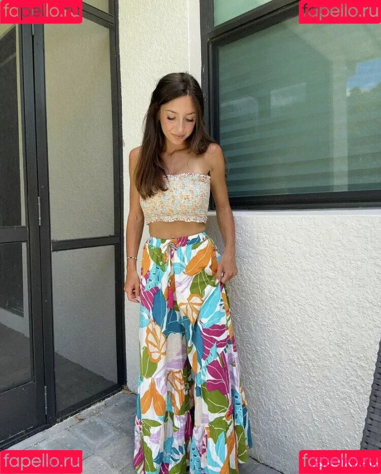 Taylor Alesia Onlyfans Photo Gallery 