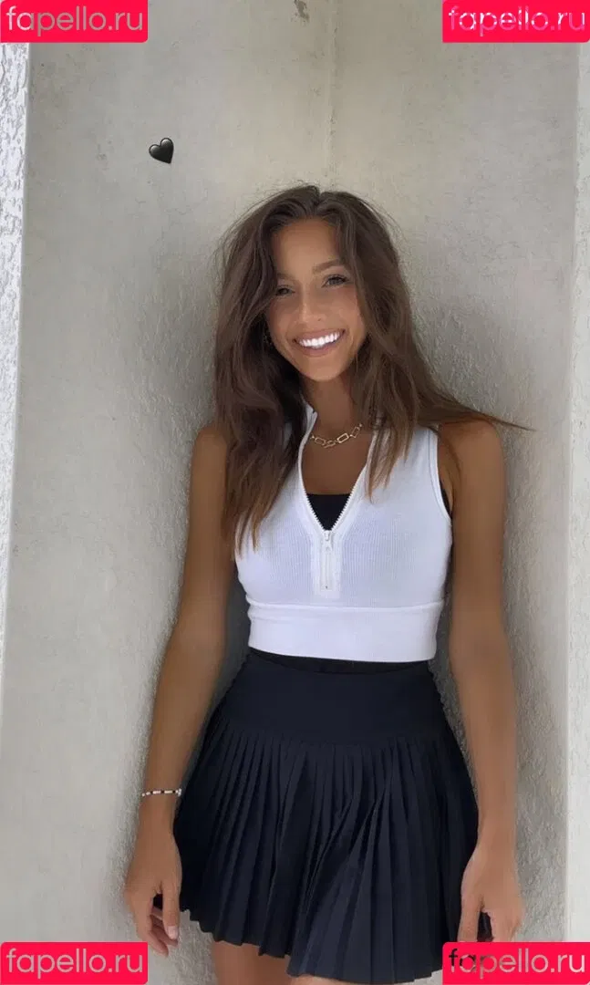 Taylor Alesia Onlyfans Photo Gallery 