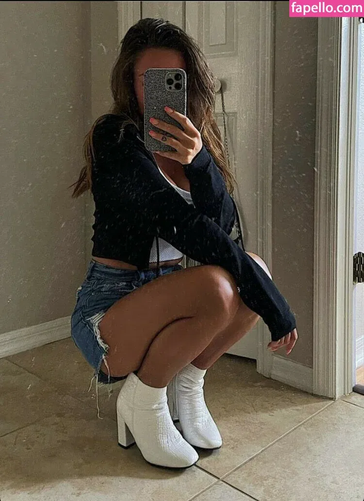 Taylor Alesia Onlyfans Photo Gallery 