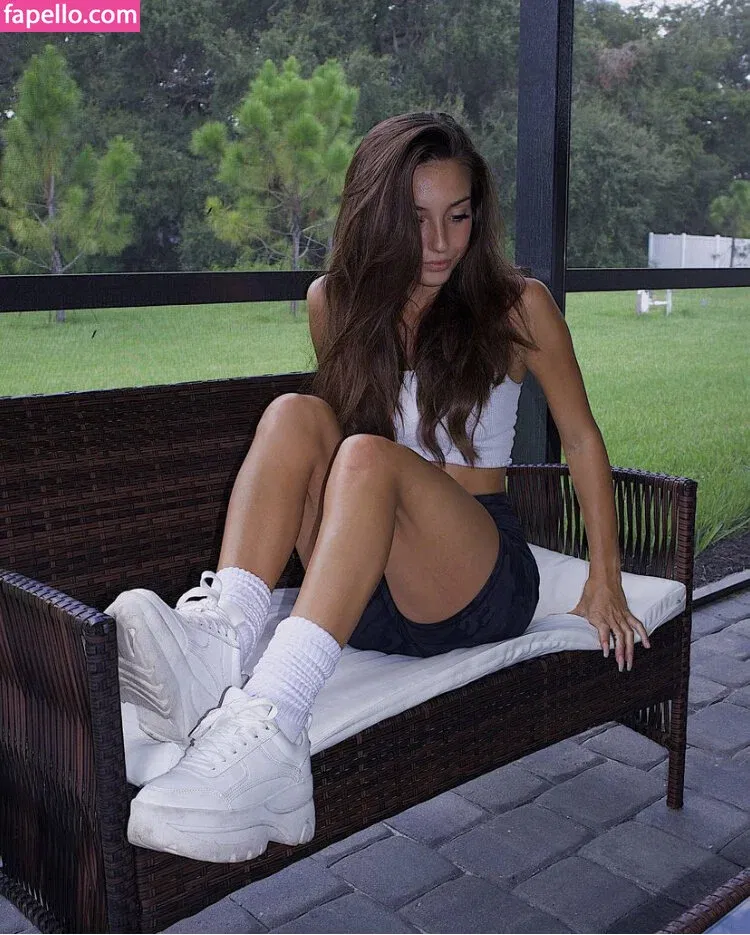 Taylor Alesia Onlyfans Photo Gallery 