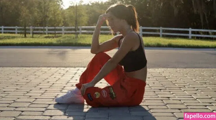 Taylor Alesia Onlyfans Photo Gallery 