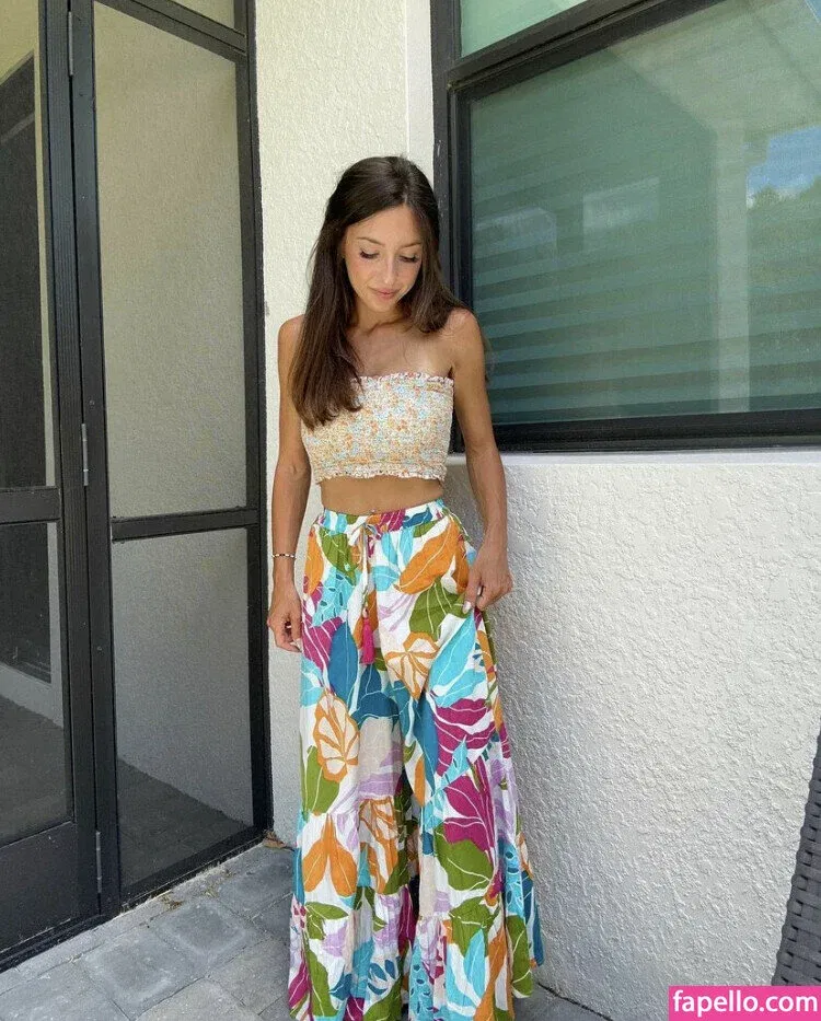 Taylor Alesia Onlyfans Photo Gallery 